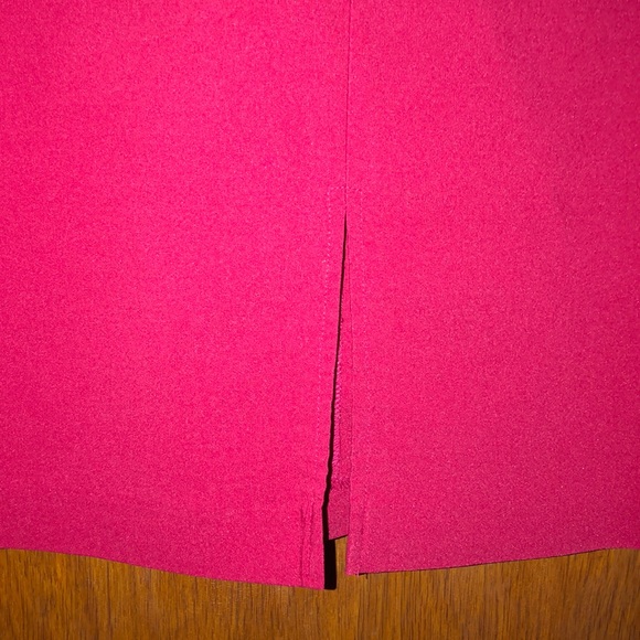 Wildlife Sportswear Women’s Red Pencil Skirt - Picture 5 of 8